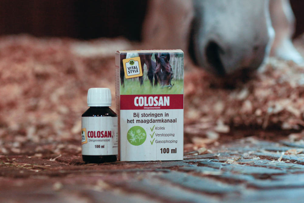 Geef je paard Colosan bij koliek