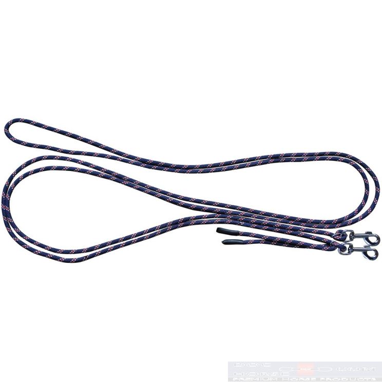 Lunging cord with snap hooks