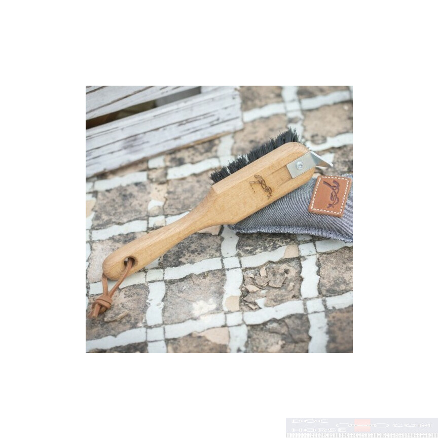 Penelope Hoof Pick-Brush 